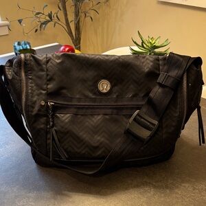 lululemon athletica Messenger / Gym Bag